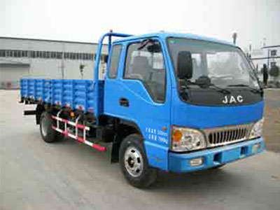 HFC1084K2R1T 江淮114马力单桥柴油4.6米国三载货汽车图片