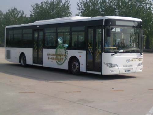 金龙12米10-46座混合动力城市客车(XMQ6127GHEV15)