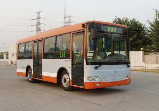 金旅8.4米10-30座城市客车(XML6845J23C)