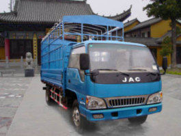 仓栅式运输车