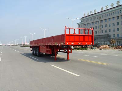 华骏12.1米28吨3轴半挂车(ZCZ9355)