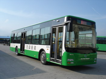 金旅12米10-40座混合动力城市客车(XML6125JHEV28C)