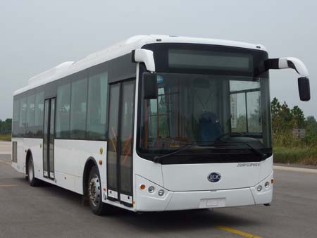江西11.3米27-37座混合动力城市客车(JXK6116BCHEV)