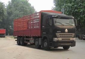仓栅式运输车