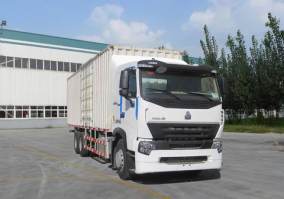 豪沃牌ZZ5257XXYM5847P1厢式运输车