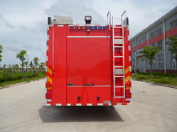 海盾牌JDX5260TXFGP100干粉泡沫联用消防车公告图片