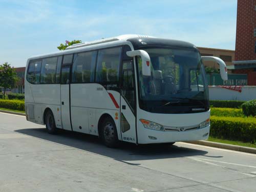 金龙9米24-39座客车(XMQ6902AYN4C)