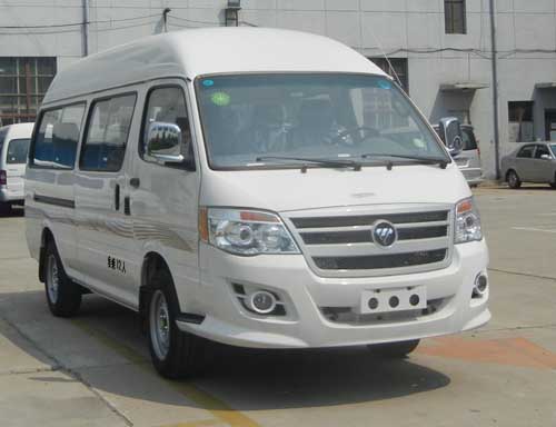 福田5.3米10-12座轻型客车(BJ6546B1DWA-V1)