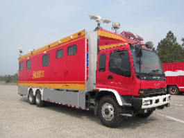海盾牌JDX5170XXFTZ1800通讯指挥消防车