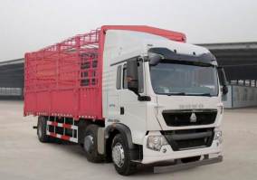 仓栅式运输车