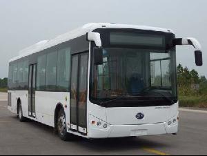 江西11.3米24-35座混合动力城市客车(JXK6111BPHEV)
