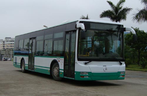 金旅12米10-40座混合动力城市客车(XML6125JHEV95C)