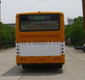 春洲JNQ6860NGK1城市客车公告图片