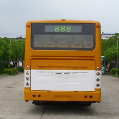 春洲JNQ6760NGK1城市客车公告图片