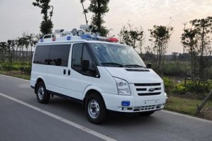 现场勘察车
