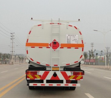 熊猫牌LZJ5311GRYCA2易燃液体罐式运输车公告图片