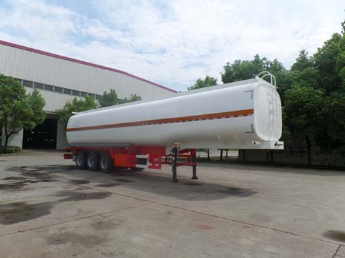 江淮扬天12.9米32.3吨3轴易燃液体罐式运输半挂车(CXQ9400GRYG)
