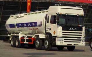 粉粒物料运输车