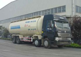 粉粒物料运输车