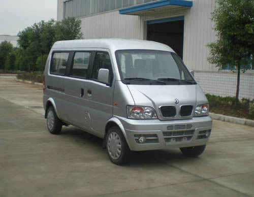 东风EQ6400LF18客车图片