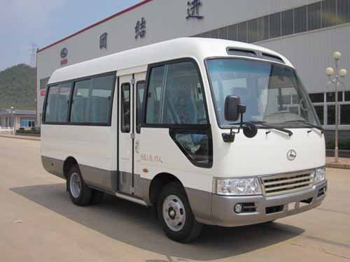贵龙5.6米10-17座客车(GJ6560T4)