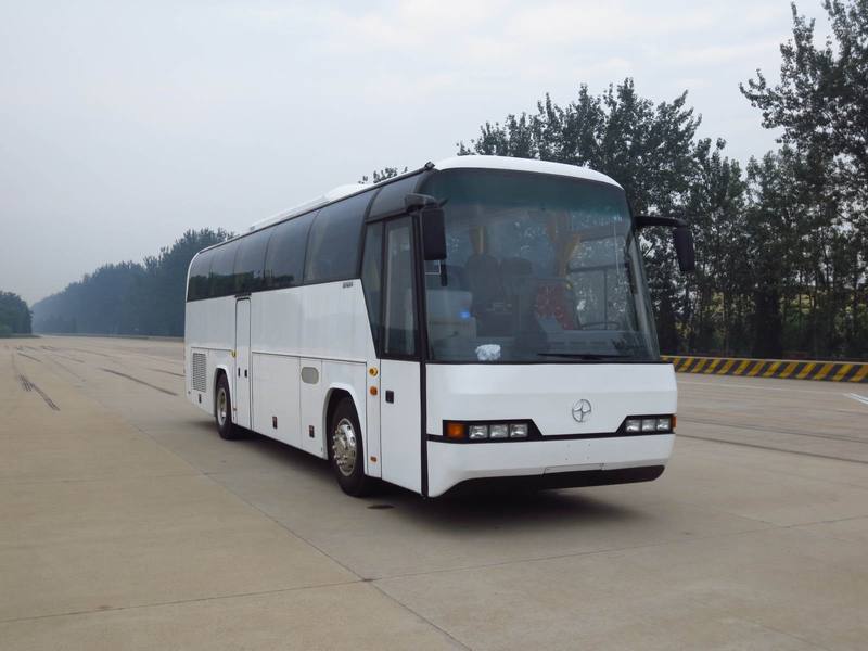 北方11米24-45座豪华旅游客车(BFC6112ANG2)