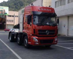 半挂牵引车