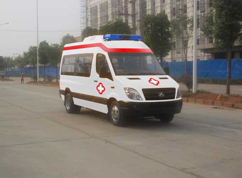 晶马牌JMV5040XJH救护车图片