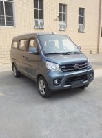 福建牌FJ6410S型多用途乘用车