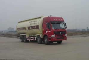 粉粒物料运输车