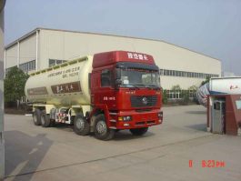 粉粒物料运输车