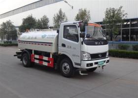 洒水车