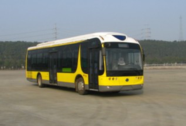 扬子江12米29-46座城市客车(WG6121CHA4)