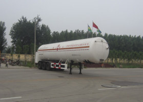 低温液体运输半挂车