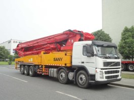 混凝土泵车