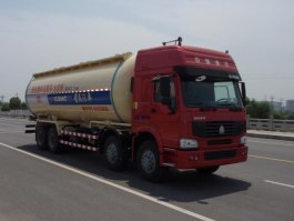粉粒物料运输车
