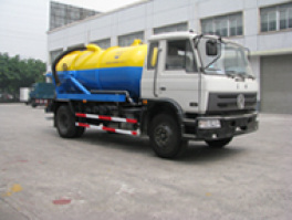 吸污车