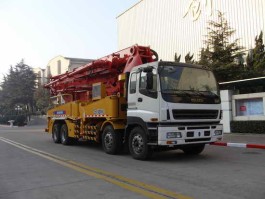 混凝土泵车