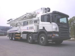 混凝土泵车