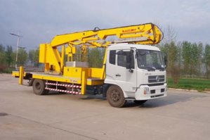高低空作业车