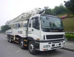 混凝土泵车