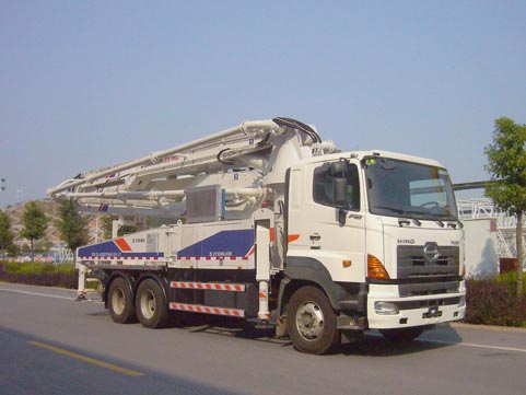 中联牌ZLJ5282THB125-37混凝土泵车公告图片