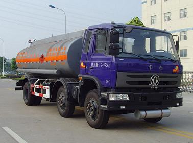 培新牌XH5256GHY化工液体运输车图片