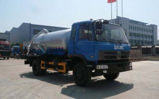 吸污车