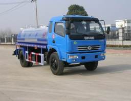 洒水车