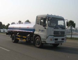 洒水车