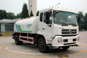 洒水车