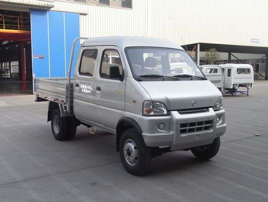 南骏 91马力 轻型载货汽车(CNJ1030RS33BC)