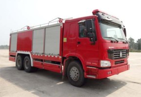 干粉消防车