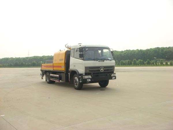 三一牌SYM5123THB车载式混凝土泵车